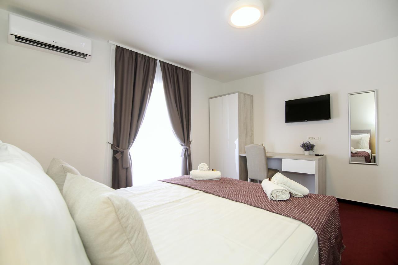 Maxim Rooms & Apartments 斯普利特 外观 照片